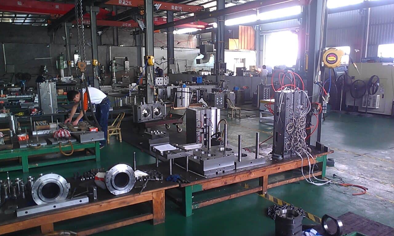 Blow Molding Machine & Preform Mold Manufacturer in China