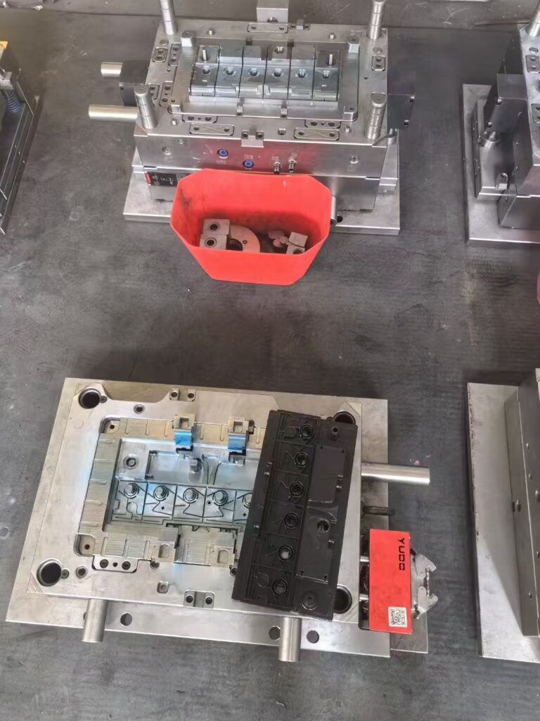 battery case mould manufacturer